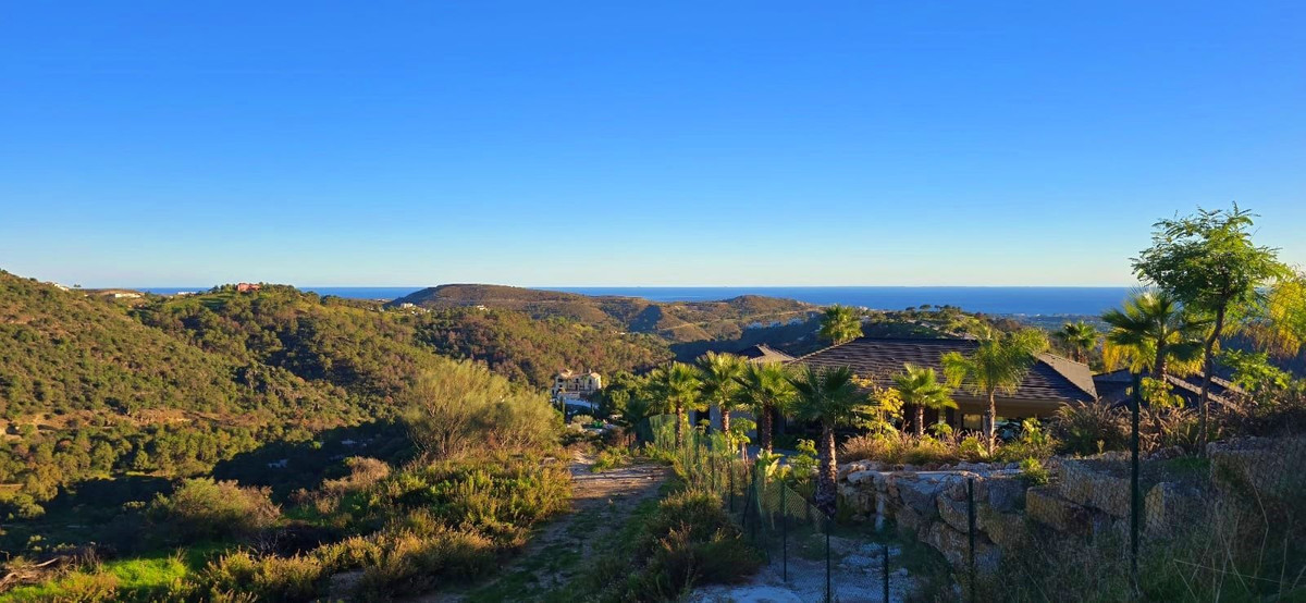 Plot for Sale in Benahavís — 4