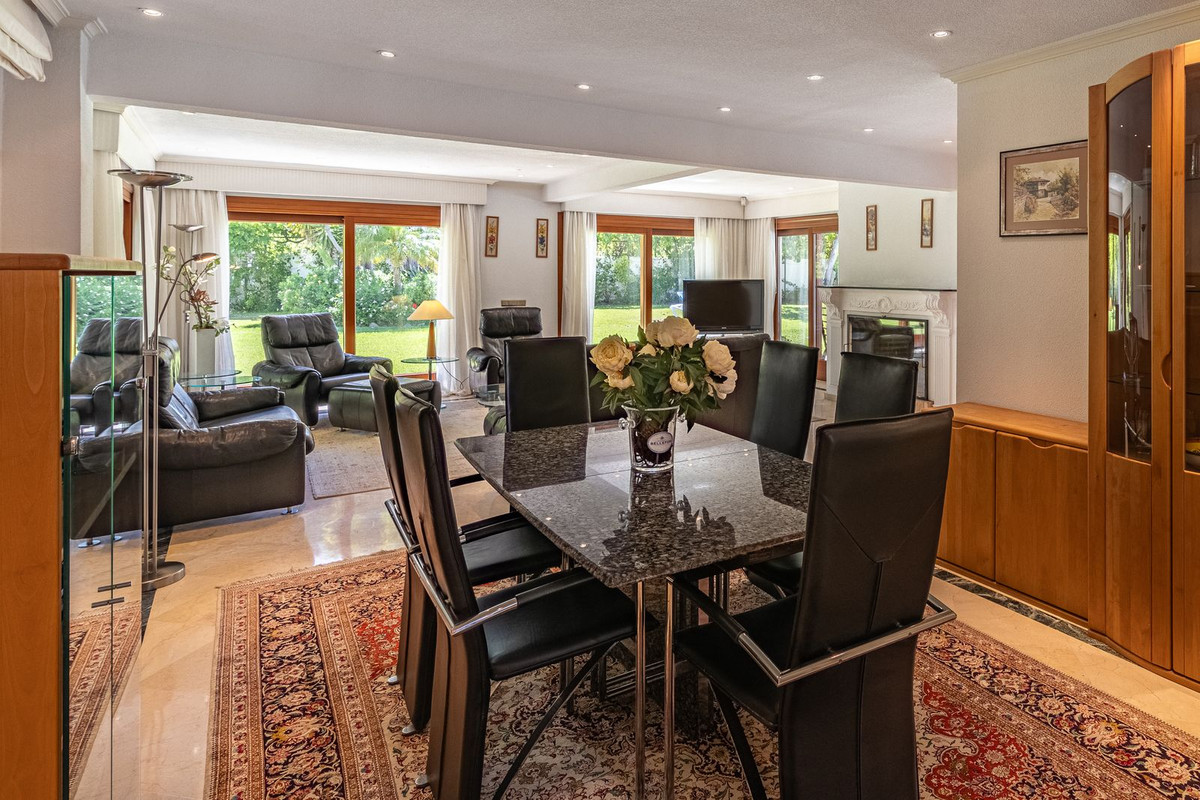 5 Bedroom Villa for Sale in New Golden Mile — 6