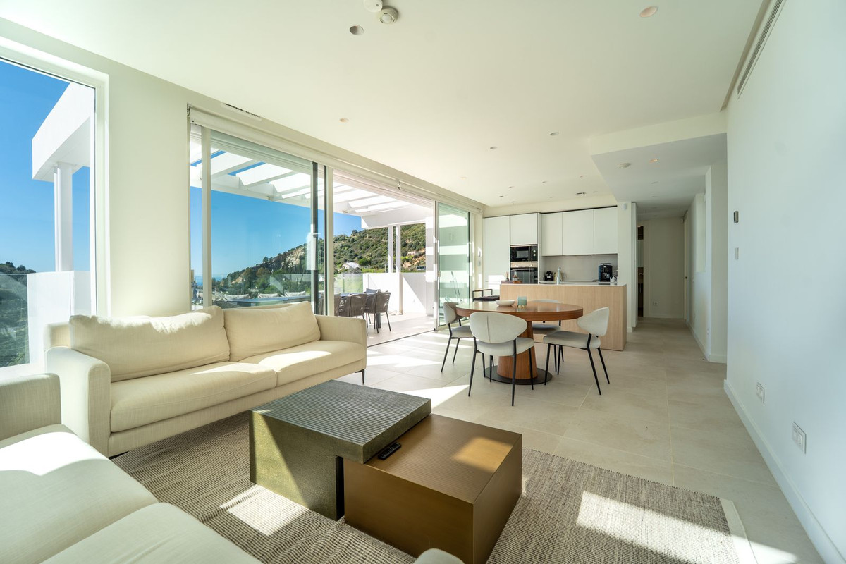 3 Bedroom Apartment for Sale in Marbella — 5