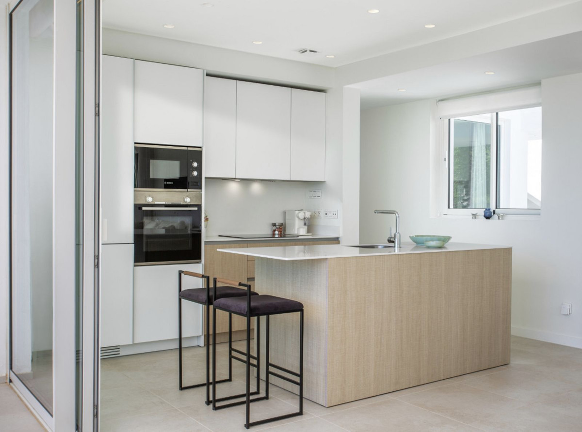 3 Bedroom Apartment for Sale in Marbella — 8