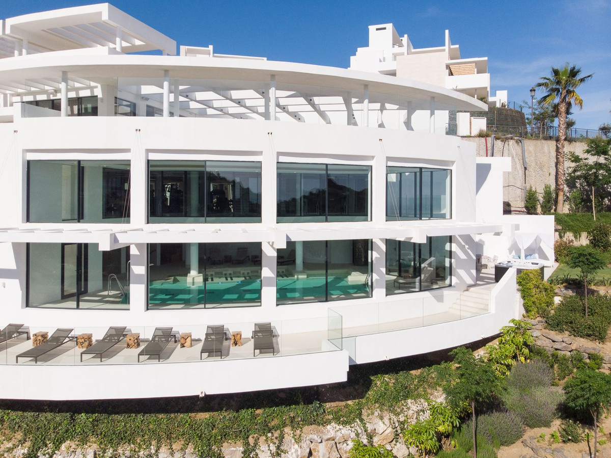3 Bedroom Apartment for Sale in Marbella — view 10