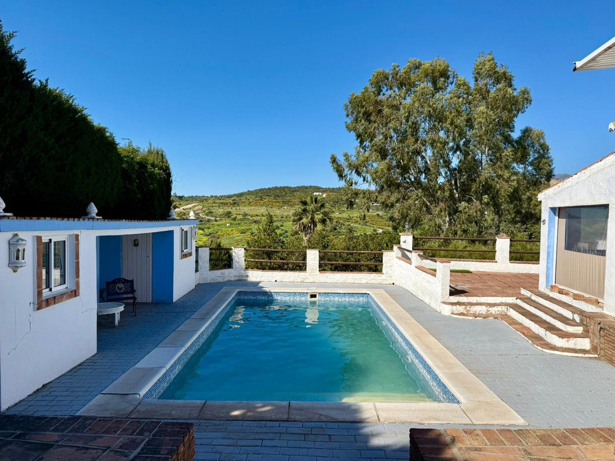 3 Bedroom Villa for Sale in Valle Romano — 4